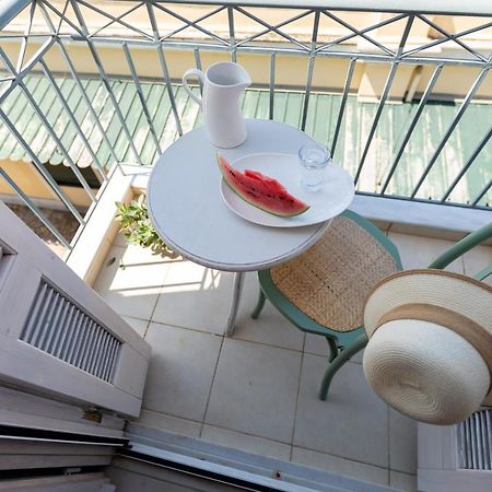 Jasmine - Apartment In Каламата Экстерьер фото
