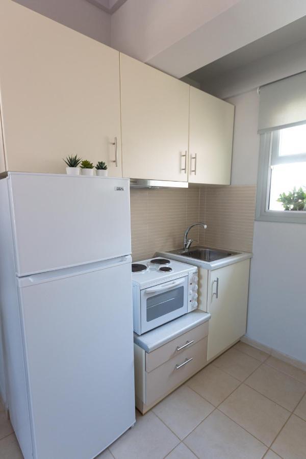 Jasmine - Apartment In Каламата Экстерьер фото