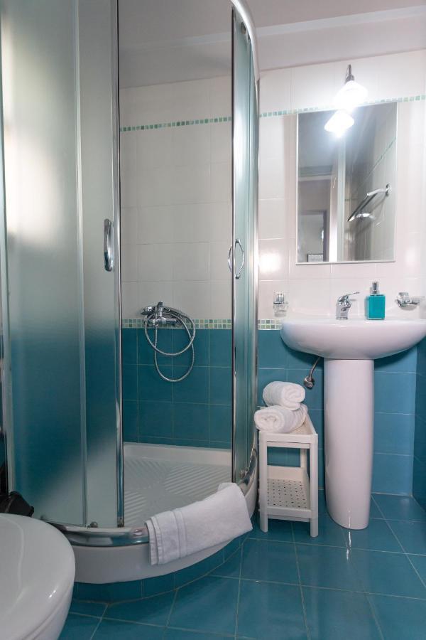 Jasmine - Apartment In Каламата Экстерьер фото