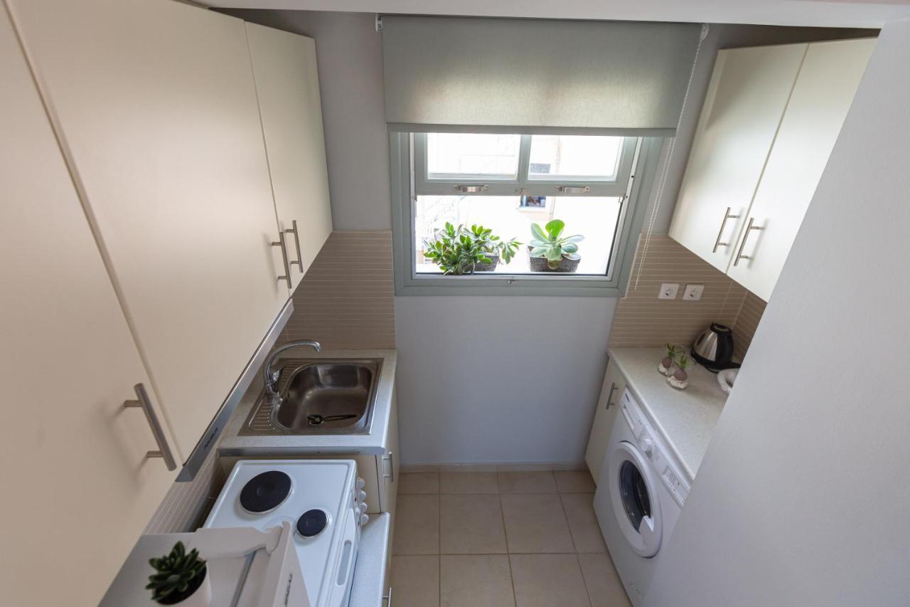 Jasmine - Apartment In Каламата Экстерьер фото